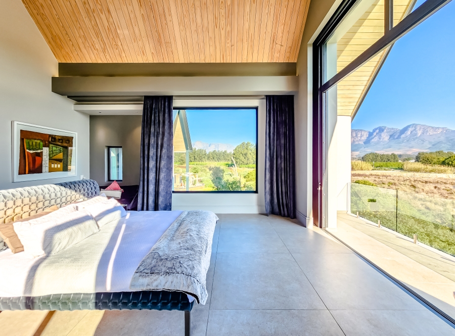 12 Bedroom Property for Sale in Val De Vie Estate Western Cape